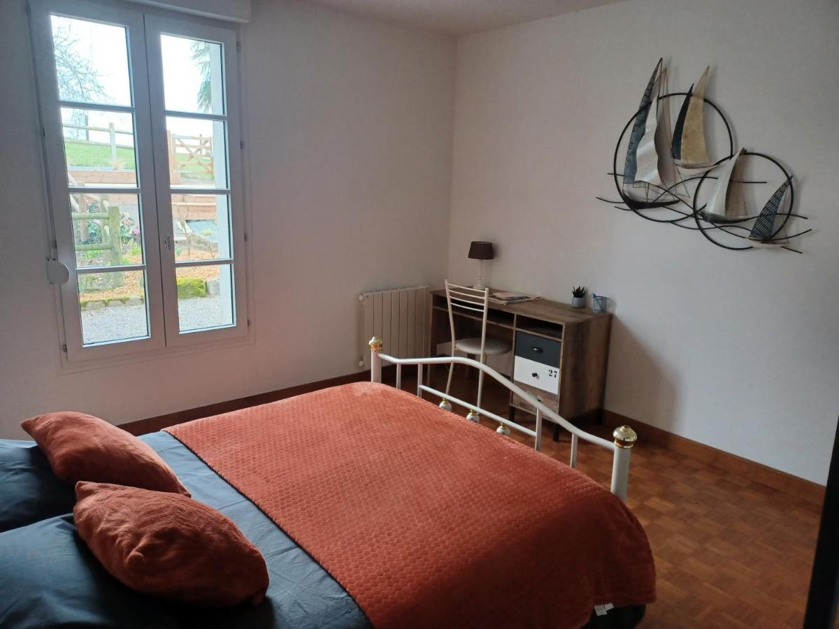 Maison Chaleureuse Avec Terrasse Et Vue Baie Holiday home Avranches