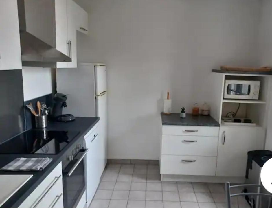 Maison Chaleureuse Avec Terrasse Et Vue Baie
